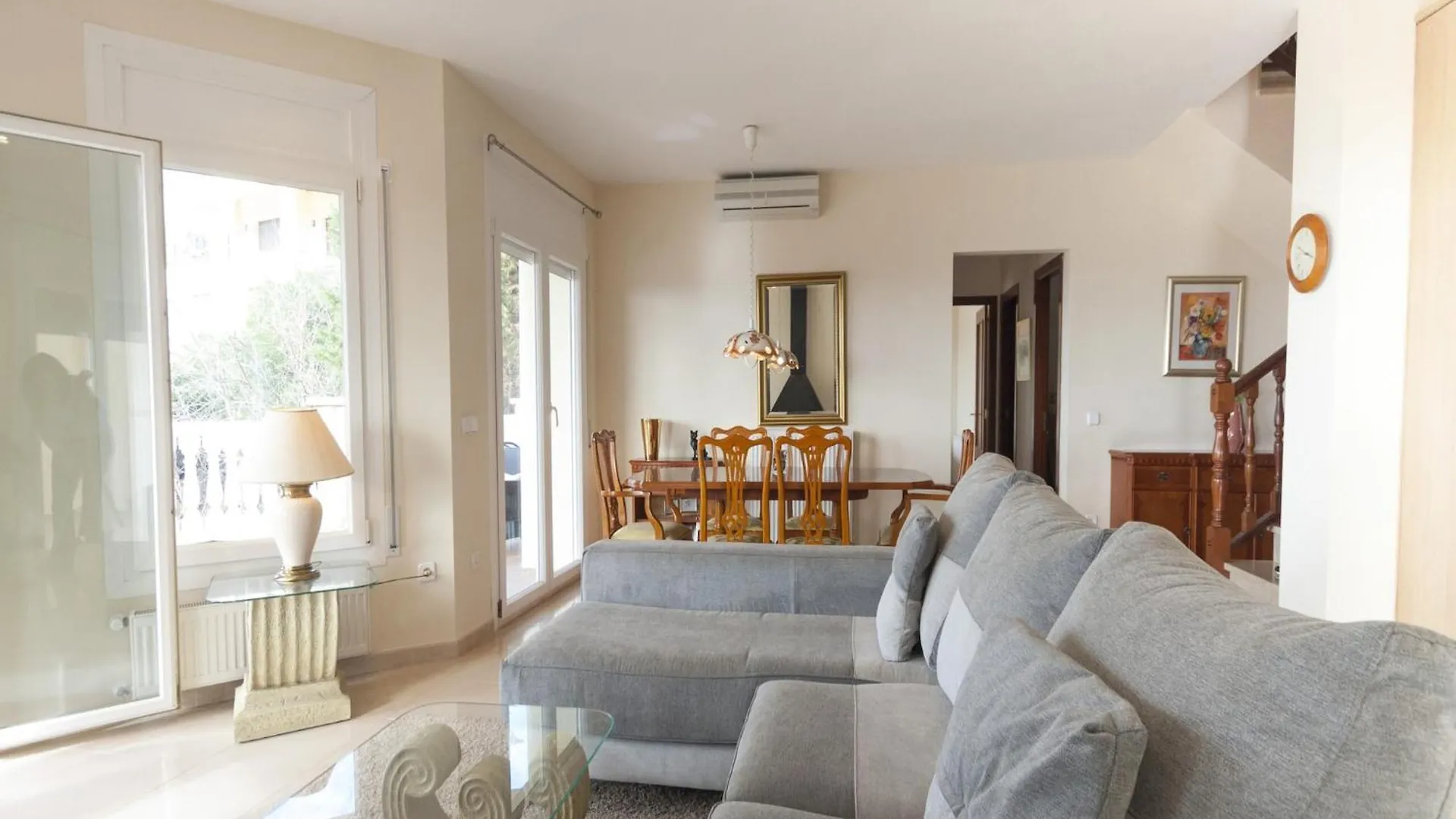 Palau Saverdera Beautiful Holiday Home Near The Sea