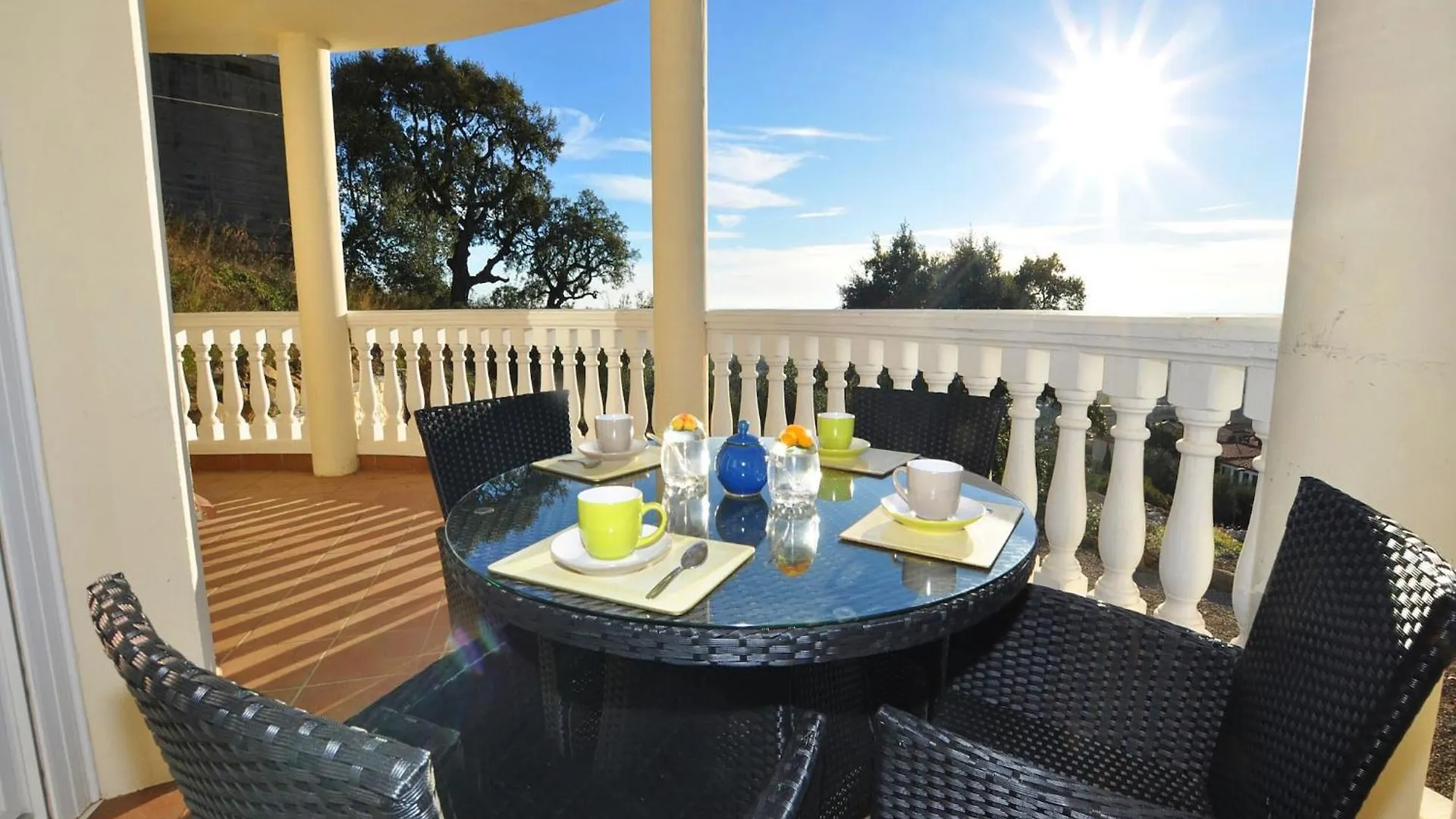 Beautiful Holiday Home Near The Sea Palau Saverdera Spanien