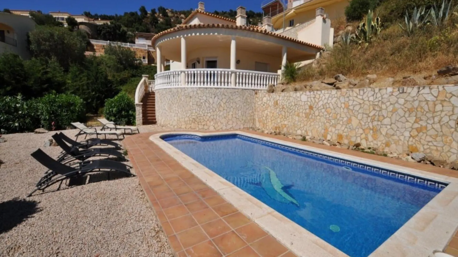 הקונטקטים של Beautiful Holiday Home Near The Sea